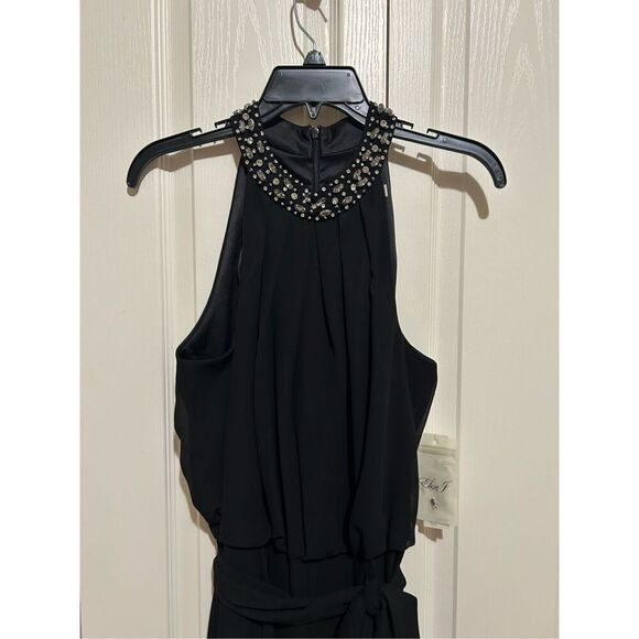 Eliza J pant suit with beaded neck - Picture 2 of 7